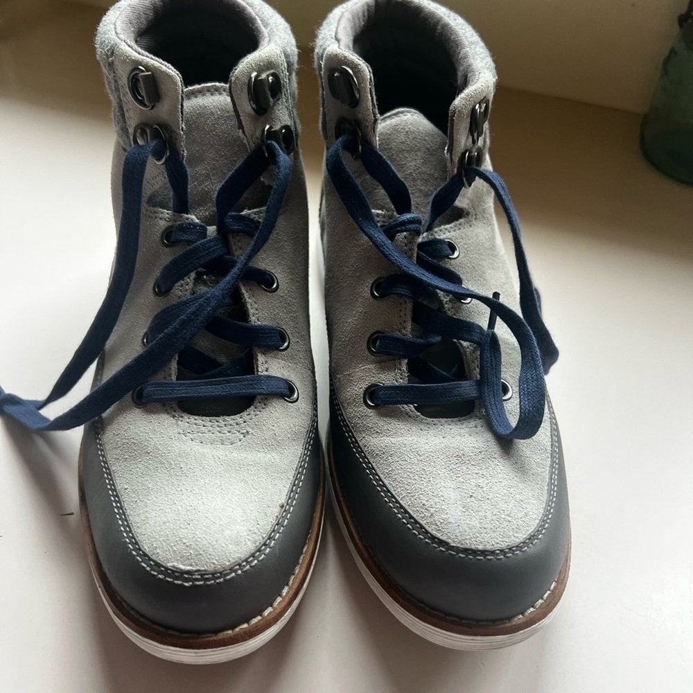 Cole Haan Waterproof Boots Size 8.5